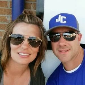 Meet your Posher, Amyand